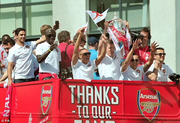 To γλέντι της Άρσεναλ! (pics)