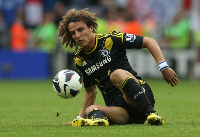 “Γλυκοκοιτάζει” Λουίζ η Παρί!