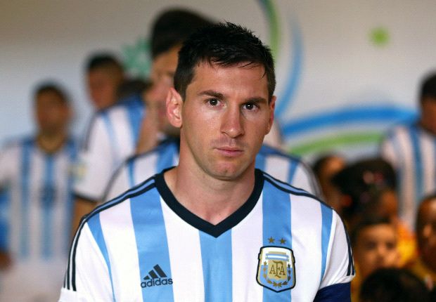 Μαραντόνα: “Ο Μέσι πρέπει να αντιγράψει τον Νεϊμάρ”