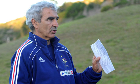 Ντομενέκ: “Για τον πόλεμο στην Ουκρανία φταίει η Γαλλία”