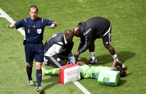 Στο γύψο ο Ονάζι (pic)