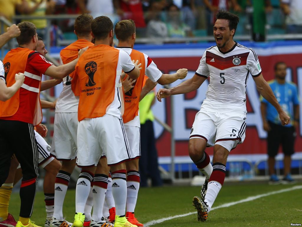 Χούμελς: “Είπαμε να μην τους ξεφτιλίσουμε”