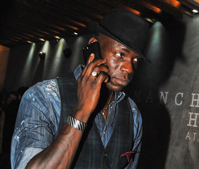 Fashion icon o Μπαλοτέλι! (pics)