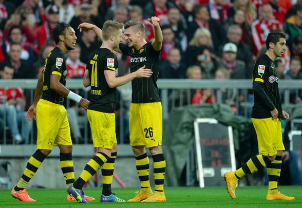 Όταν η Ντόρτμουντ διδάσκει ποδόσφαιρο! (vid)