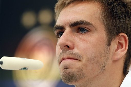 Σοβαρός τραυματισμός για Λαμ (pics)