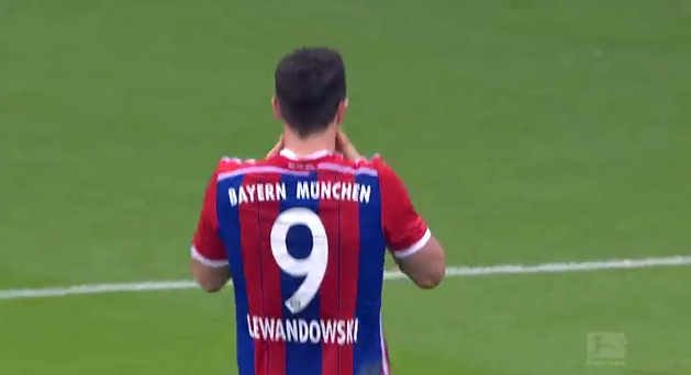 Τι σήμαινε ο πανηγυρισμός του Λεβαντόφσκι; (vid)