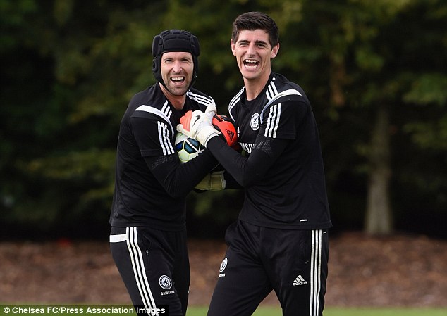 Κουρτουά σε Τσεχ: “Καλύτερα να φύγεις”