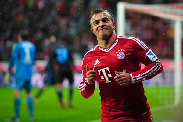 Ξανά Γιούβε για Σακίρι