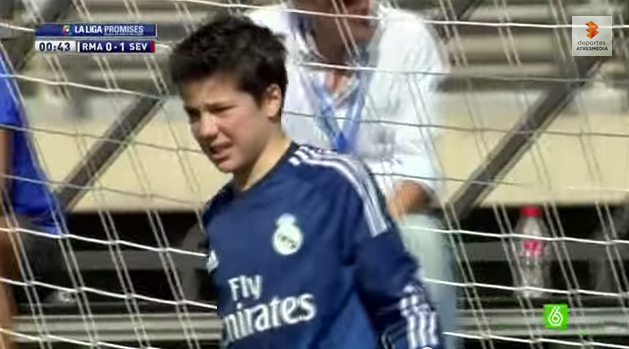 Το “έπνιξε” ο μικρός Κανιθάρες! (vid)