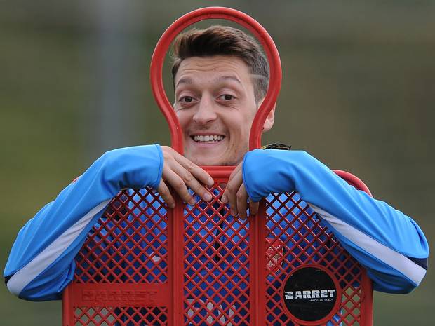 “Γκολ” ανθρωπιάς από Οζίλ (pic)