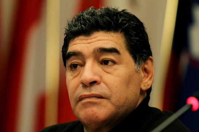 Ψηφίζει Νόιερ ο Μαραντόνα!