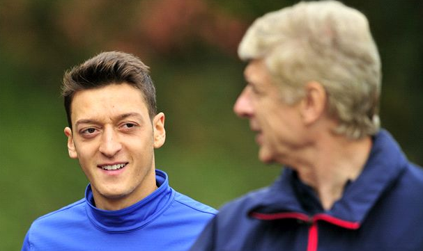 Επιστρέφει ο Οζίλ!