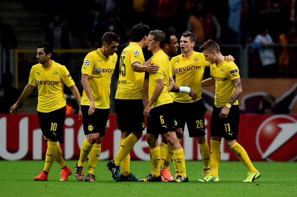 Αποθέωσαν τον Ρόις οι συμπαίκτες του!