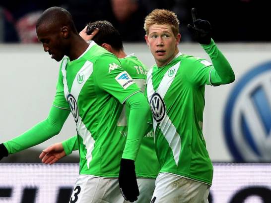 Ντε Μπρούιν λαμπρός την οδηγεί