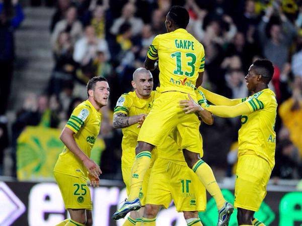 Au revoir…δεν πάμε πουθενά!