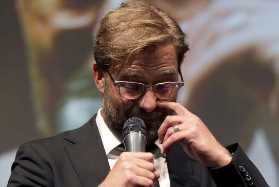 Βούρκωσε ο Κλοπ στο αποχαιρετιστήριο πάρτι