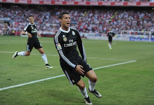 Η κεφαλιά- σουτ του Κριστιάνο! (vid)