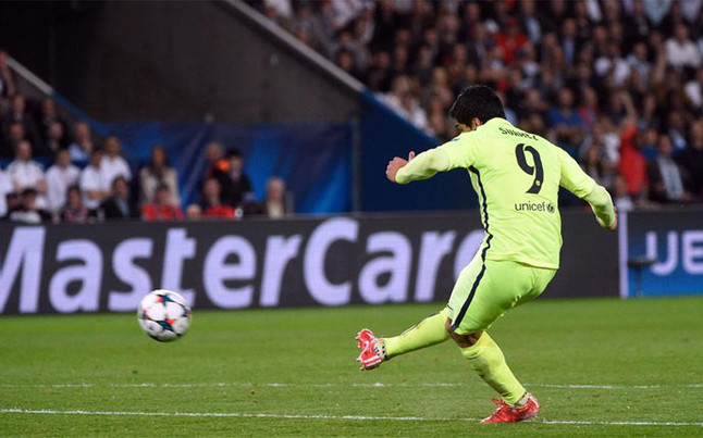 Ποδοσφαιρική… αλητεία από Σουάρεζ! (vid)