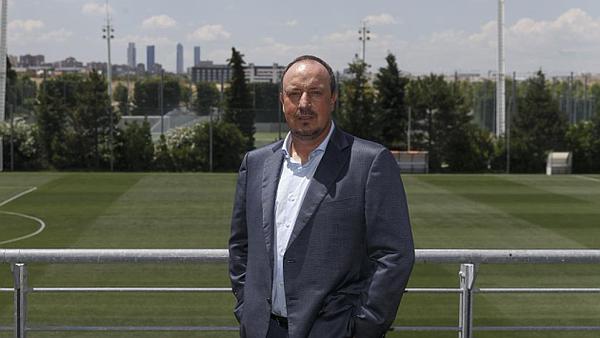 Τους θέλει όλους… χαρούμενους ο Μπενίτεθ!