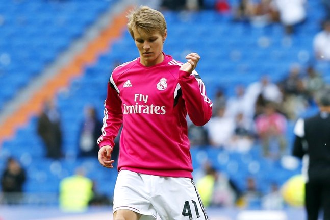 Ισπανικός “εμφύλιος” για τον Όντεγκαρντ!