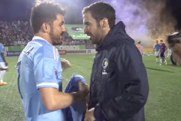 Θρυλική συνάντηση Ραούλ- Βίγια! (vid)