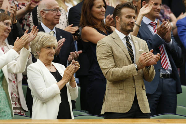 Όταν ο Μπέκαμ έγινε… ball boy!