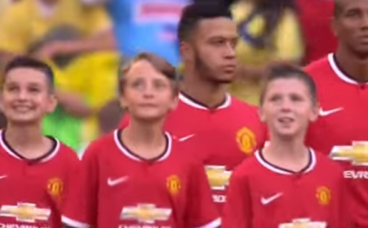 Τα “σπάει” ο Ντεπάι! (vid)