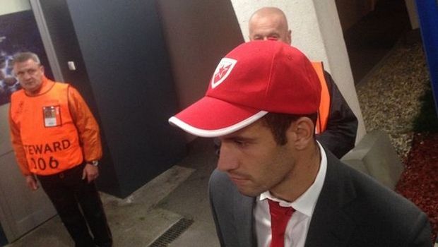 Προκάλεσε ο Μιλιβόγεβιτς (vid)