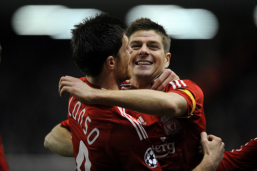 Η αξέχαστη “ρουκέτα” του Αλόνσο από το κέντρο! (vid)