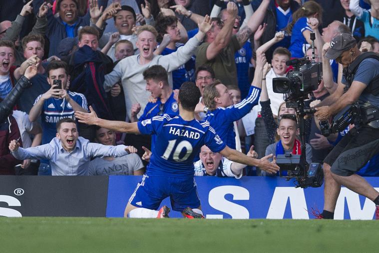 Τα ύποπτα like του Αζάρ (pic)