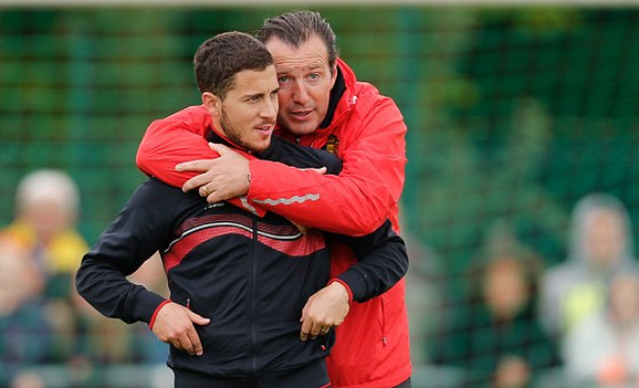 Συμβουλεύουν τον Αζάρ να πάει Ρεάλ