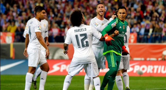 Υπόκλιση Κασίγιας σε Νάβας!