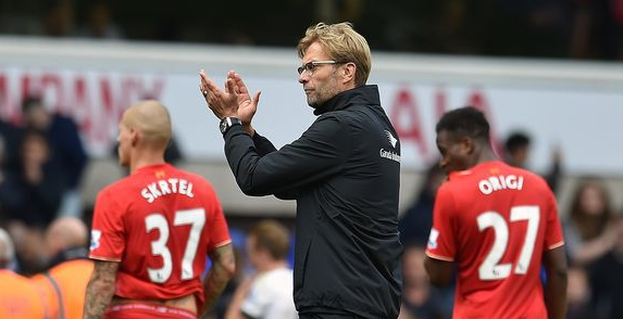 Ξεκίνησε τις σφαλιάρες ο Κλοπ (vid)