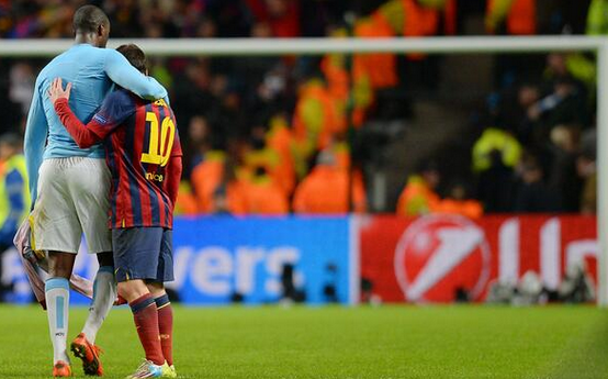 Τουρέ: “Παρακάλεσα τον Μέσι να μην μου κάνει ποδιά” (vid)