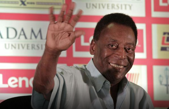 Πελέ: “Ήμουν καλύτερος από Μέσι- Κριστιάνο”