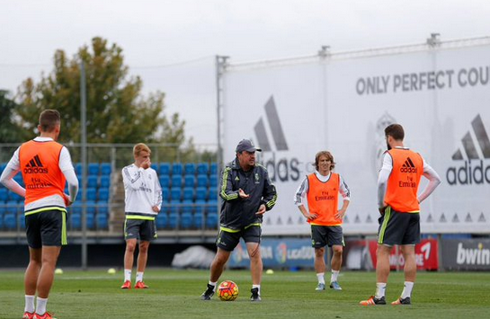 Κριστιάνο μάθε από τον Μπενίτεθ… μπαλίτσα! (vid)