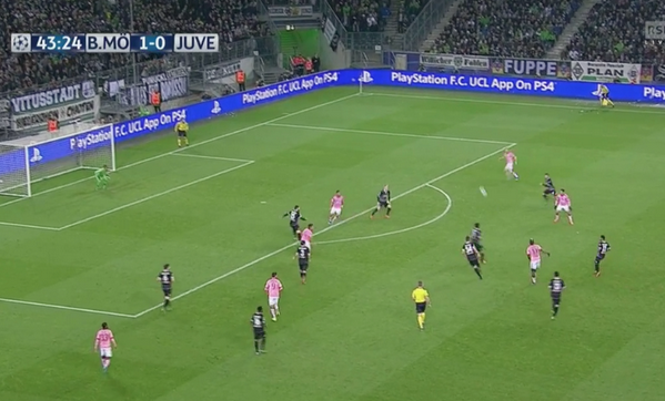 Η ασίστ του Πογκμπά που θύμισε… Πίρλο! (vid)