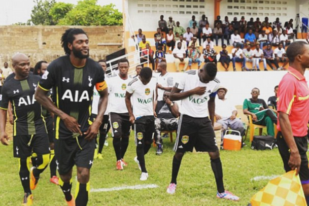 Κάθεται και… πληρώνεται ο Αντεμπαγιόρ