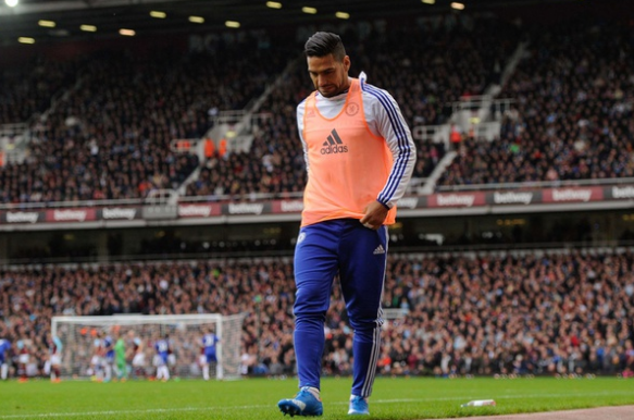 Την “κοπανάει” ο Φαλκάο