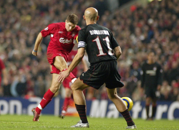 Η επική “ρουκέτα” του Τζέραρντ (vids)