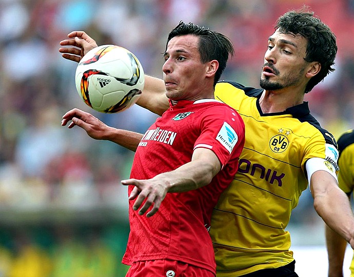 Δύσκολα η Ντόρντμουντ