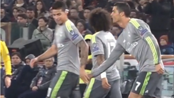 Ένιωσε το δάχτυλο του Κριστιάνο ο Χάμες (vid)