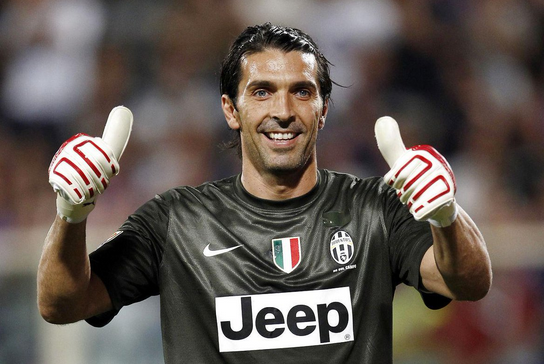 Υπόκλιση από “Γιούβε” στον Μπουφόν (vid)