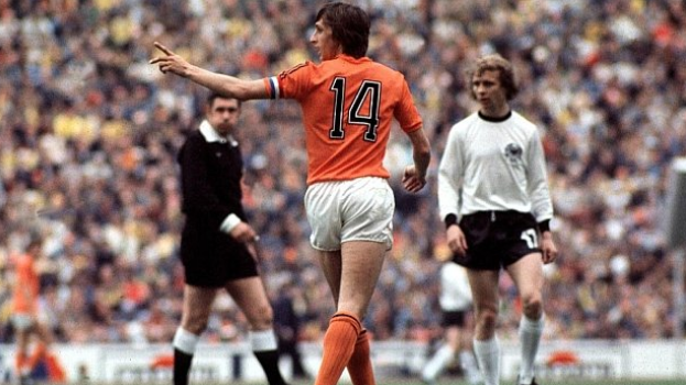 Μπέρδεψαν τον Κρόιφ με άλλον Ολλανδό παίκτη! (pic)