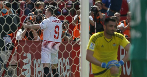 Πρώτη στο χωριό