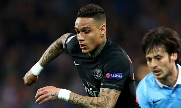 Φεύγει από την Παρί ο Φαν Ντερ Βιλ