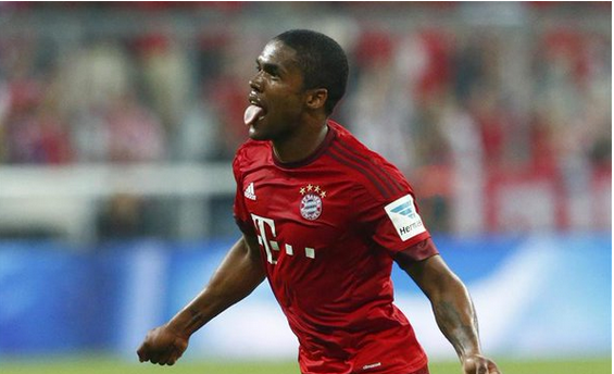 Σουτ- ρουκέτα από τον Ντούγκλας Κόστα (vid)