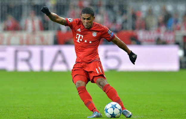 Τι κτήνος είσαι ρε Ντούγκλας Κόστα;