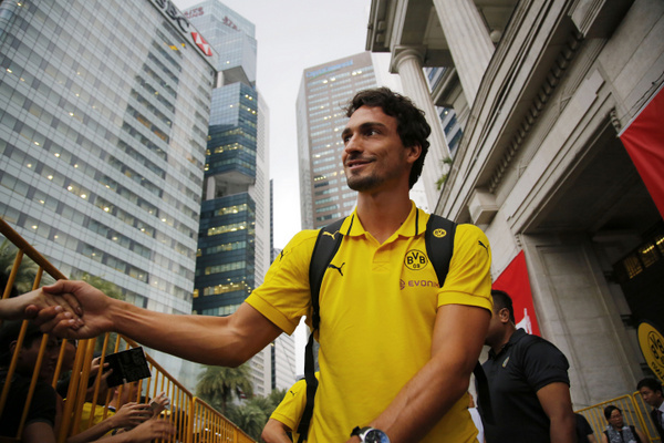 Έβγαλε στη… σέντρα τον Χούμελς η Ντόρτμουντ