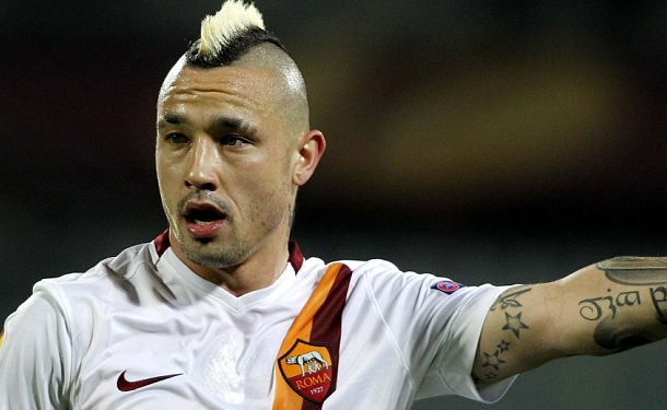 Αρνητικός για Γιούβε ο Ναΐνγκόλαν